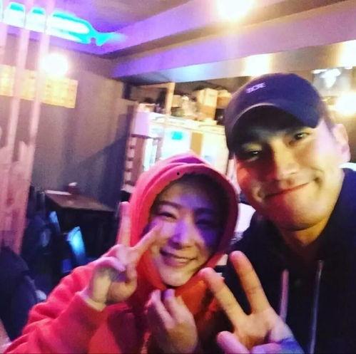 八卦爆料模仿视频在线观看,揭秘模仿视频背后的热门现象，在线观看带你一探究竟！